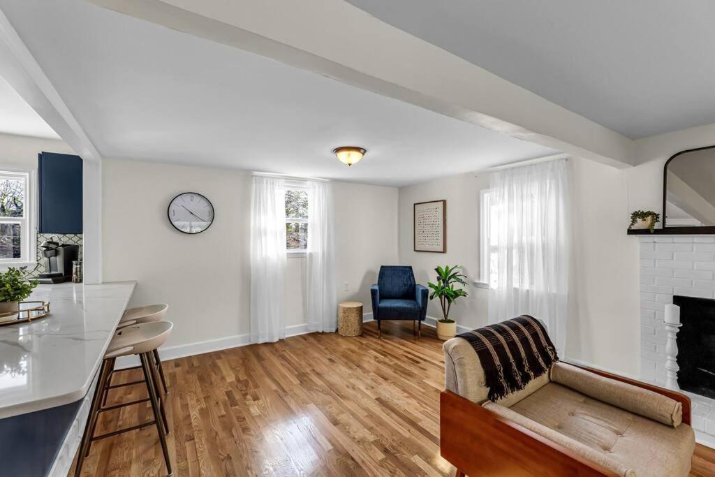 Villa Fully Renovated 4 Bed Buena Vista House Near Wfu Winston-Salem Exterior foto