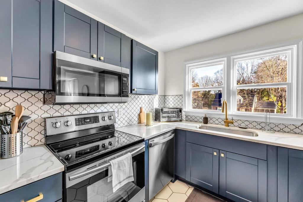Villa Fully Renovated 4 Bed Buena Vista House Near Wfu Winston-Salem Exterior foto